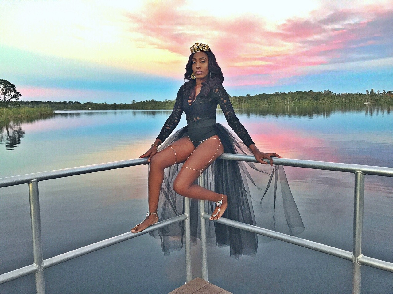 kickznkinks:  If you’re gonna turn 30 you might as well look Bomb AF doing it 👑