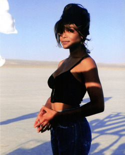 thefinestbitches:  Janet Jackson 