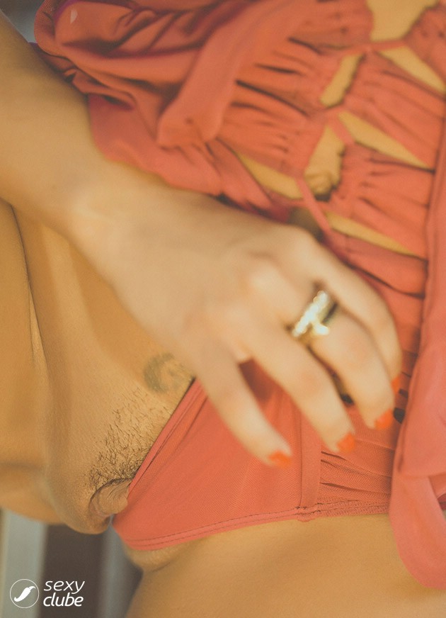 leoimperioli:  Mulher Melão - Melon woman
