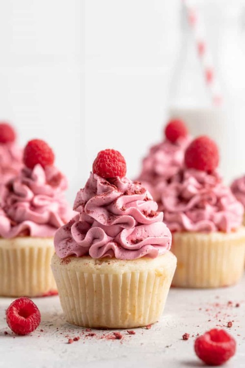 Raspberry Lemon Poke Cupcakes