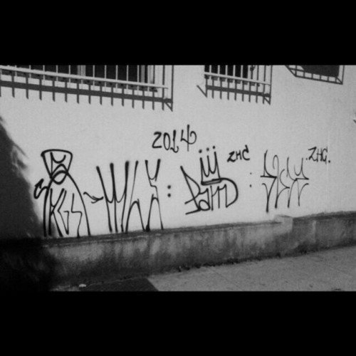 Deixa a garota brinca (8) #InstaSize #spraycan #boanoite #xarpi