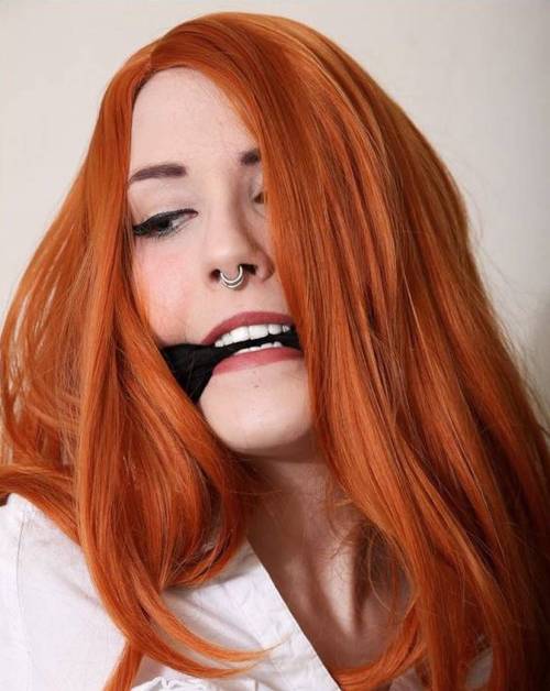 sensualhumiliation:  CAPTIVE and SCARED