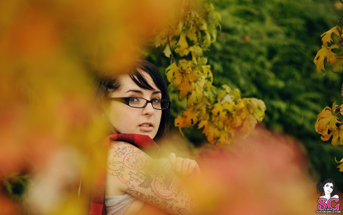 mrandmrseventwofive:  Voodou, “Jacket Weather” from SuicideGirls  -From Mr.