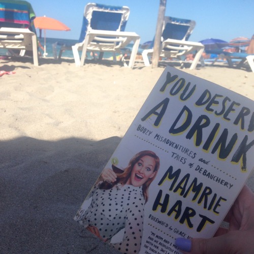 i miss being on holiday, laying on the beach, drinking cocktails and reading this wonderful and hila