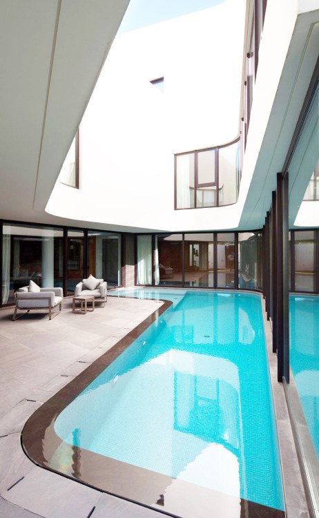 corruptgentleman:  life1nmotion:  ‘mop house’ by AGi architects, kuwait  P 