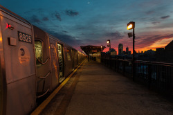 nyc-subway:  subway sunset outtake Source: