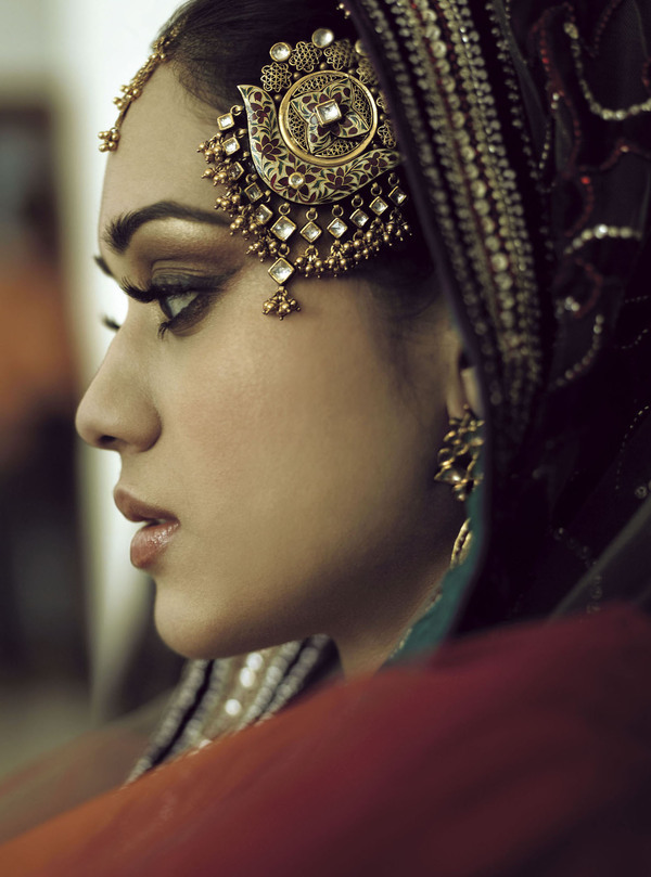 sirensongfashion:  Tanishq Wedding Collection NIKAH Print campaign for Tanishq brand