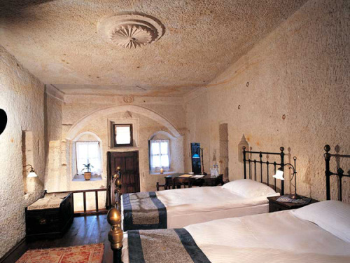 coolthingoftheday:The Yunak Evleri Cave Hotel in Cappadocia, Turkey boasts a choice of thirty differ