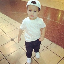 trill-carlito:  nikki-fellatio:  trapunzelll:  chanel-and-louboutins:  Awww Lil Durk’s son is so adorable 😍  Lolo!  Daniel!  ✕ ✕