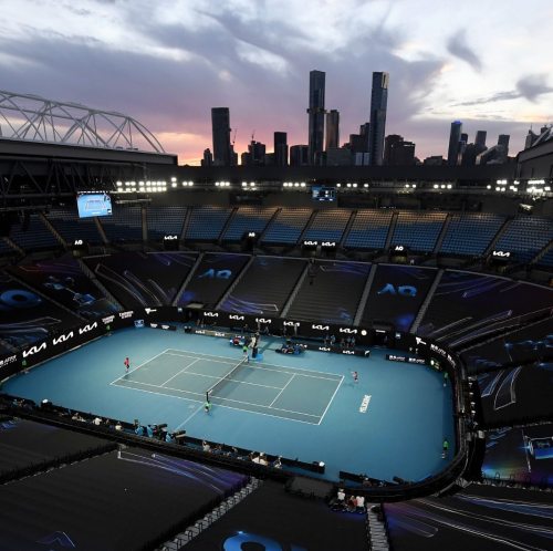 Simona Halep vs. Serena Williams last night at the Australian Open quarter finals. Completely empty 