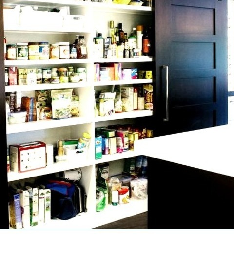 Tampa Contemporary KitchenEat-in Kitchen - Mid-sized Contemporary L-shaped Porcelain Tile Eat-in Kitchen