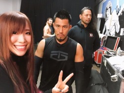 champjaywhite:  An iconic trio and Sami photobombing