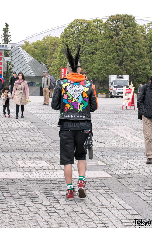 Hardcore Shiritsu Ebisu Chugaku fan. He has a customized punk jacket with the idol group’s nam