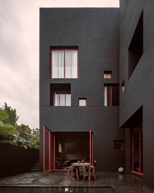 Located in a leafy suburb in Xalapa, a city in east-central Mexico, this family house by Mexico City