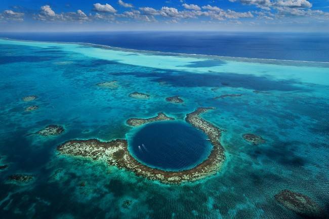 unexplained-events:  Scary Deep Holes Around the World1) Dean’s Blue Hole in Long