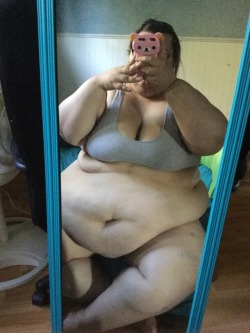 cute-fattie: chubby chubby    wishlist 