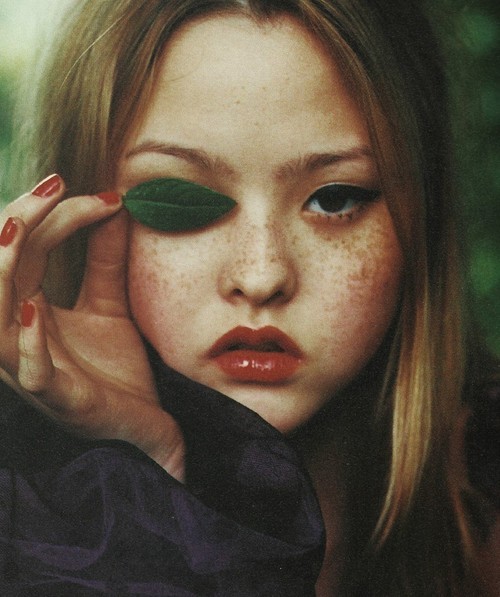 Porn snowce:  Ellen von Unwerth, Devon Aoki for photos