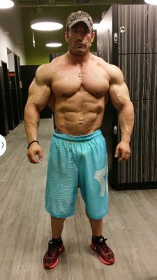 addicted2muscl:  #Muscle #Daddy