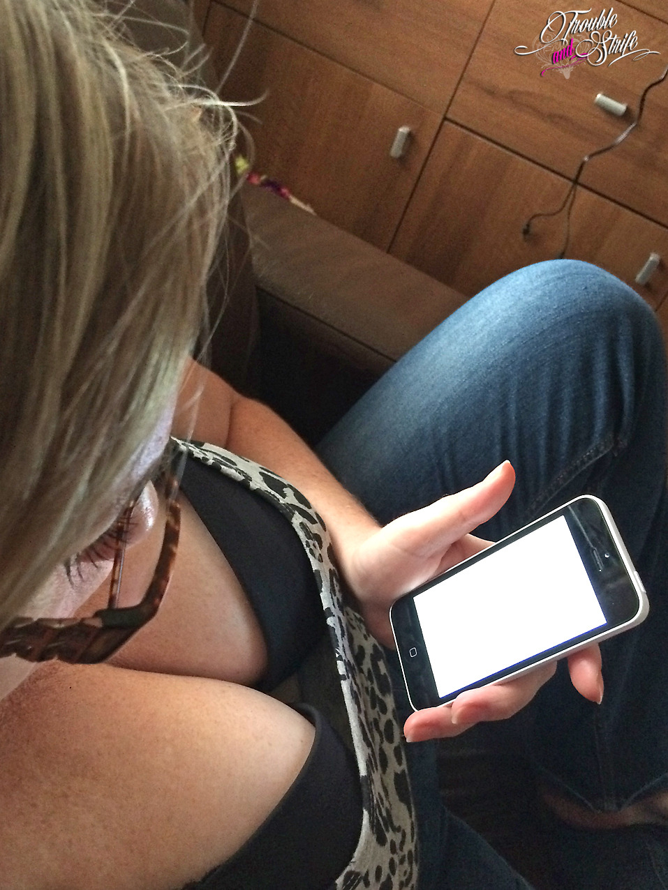 Pestering Mrs while she was reading on her phone. It didn&rsquo;t take long for