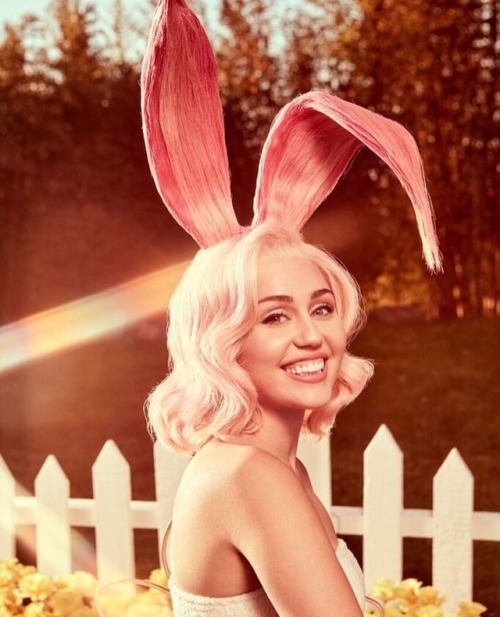 theandersoncouncil: Miley Cyrus