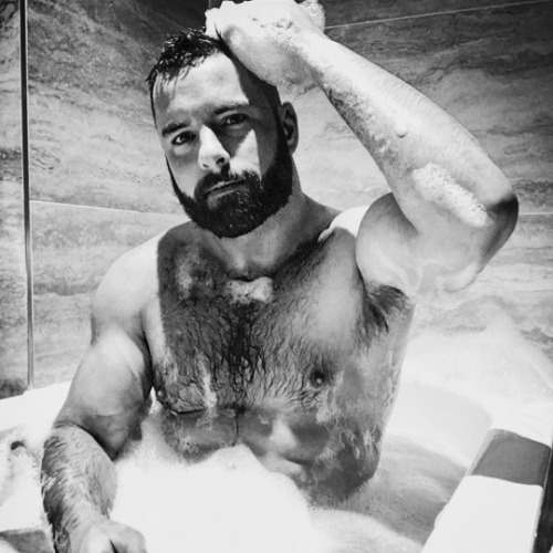 abeautifulindiscretion:  Scruffy
