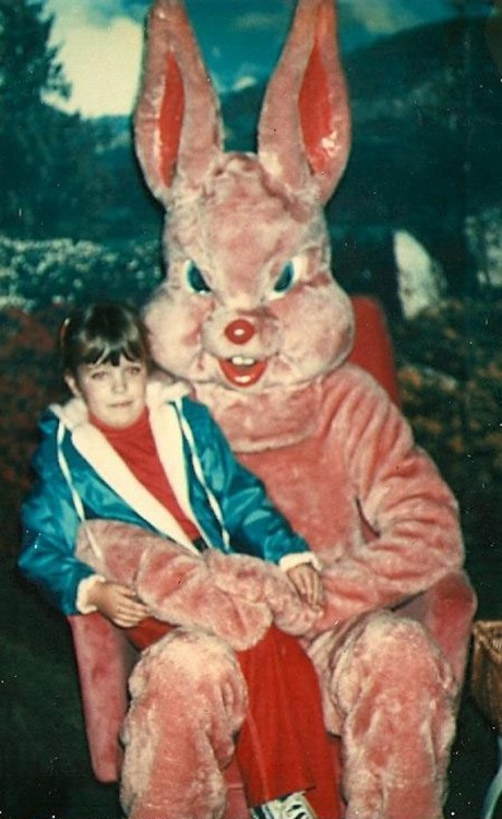 itsiesha:  kalidonn:  jenesaykwa:  christinaleannaruth:  jenesaykwa:  anothercleverjedimindtrick:  gethercookies:  creepiest easter bunnies  that last one  :(((  2nd to last one look like he on that shit  The kid or the bunny lmao  Bruh 