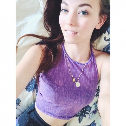 https://amazinggirlsphotos.tumblr.com/post/160703865696