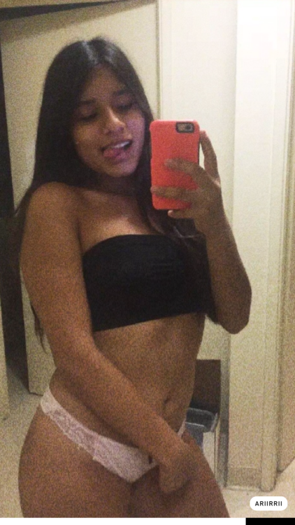 808babez: playboy808: thebestofhawaii: Ariana from big island  Big island chicks are horny Right I w