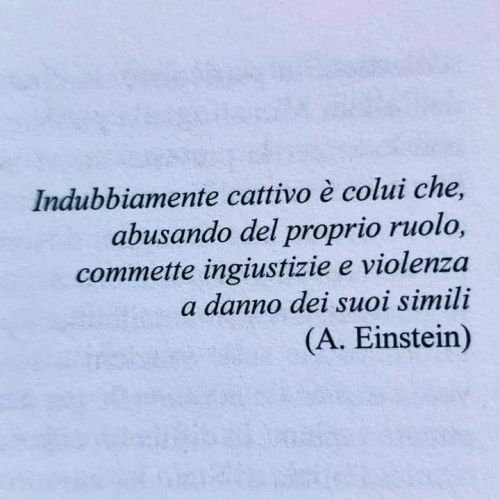 “Quando si diventa forti?” chiesi. Ed ella con un delicato sorriso rispose: “Quando imparerai a non fare del male a nessuno”.
A.Jodorowsky
https://www.instagram.com/p/CfOoTL4IVRq/?igshid=NGJjMDIxMWI=