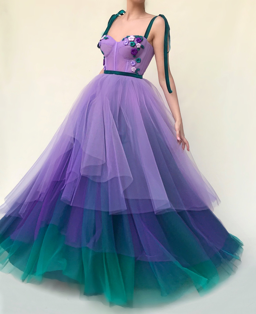 sosuperawesome:  Teuta Matoshi Duriqi on InstagramFollow So Super Awesome on Instagram