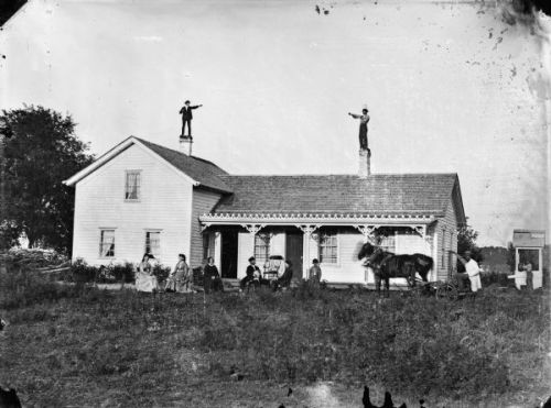 ladyhistory:feistyphocion:aechlys:facesofthevictorianera:Men on chimneys c. 1874Wisconsin Historical