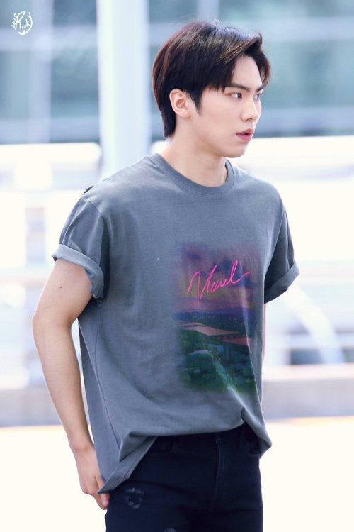 24/7 | do not edit/crop photo!