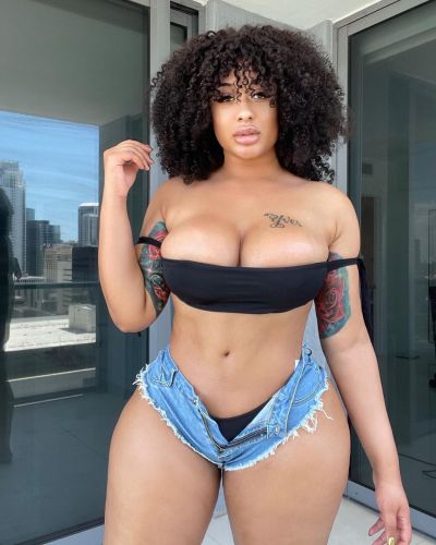 doubl-d:@kristinaking || @perfectthicktoo 