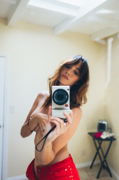 vanstyles:  Selfie session with Sara Malakul Lane 