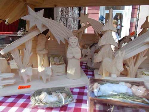 Merchandise - wooden Christmas stuff / art.