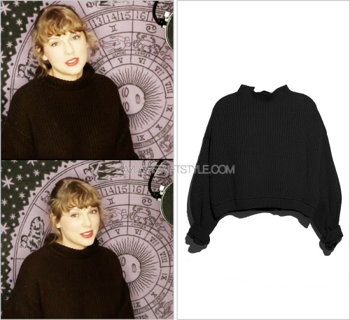 taylorswiftstyle: American Music Awards | November 22, 2020 Free People ‘Emmy Mock Neck&r