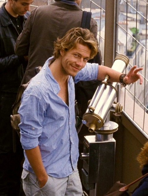 luke bracey