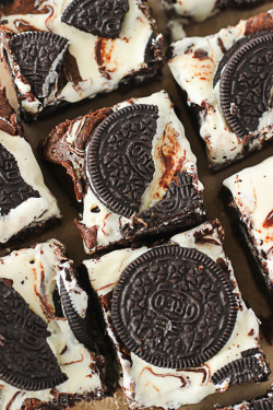 verticalfood:  Marshmallow Swirled Oreo Brownies