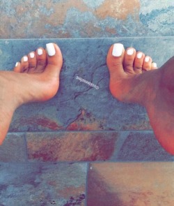 Soles2toes