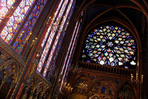 gaygalaxys: lazasur: Sainte Chapelle in Paris @trainwreckgenerator can we go?