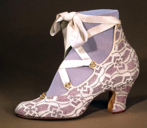 arsenicinshell: tango shoe 1910 c.