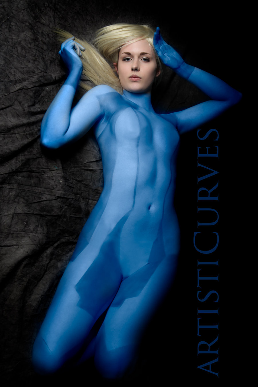 nerdybodypaint:  paintandlace:  I have no words for how awesome this is. Every girl
