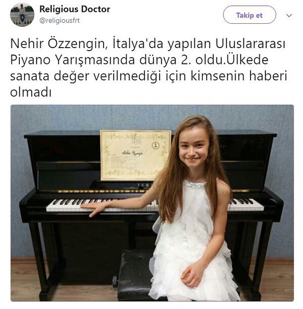 Nehir Özzengin,İtalya'da...