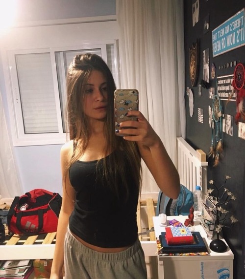 http://streetgrl.tumblr.com/post/162134444022