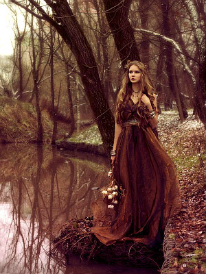 wlnterwonderland:  Dryads In Greek mythology, a dryad is a tree nymph, or a tree