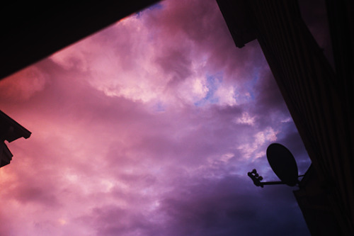 magic-spelldust:6-3-18 // Some neat clouds :’)