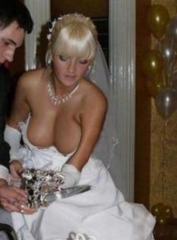 sidewinderboob:  This is a pic of my nephew’s wedding.  look at the bride’s left tit…notice the slip of her big nipple.  like who chose that outfit.. like that was going to retain those big titties of hers.  I loved it… . . lot of cheers when