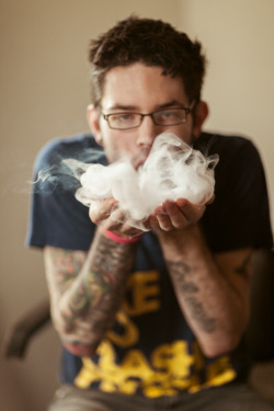 lensblr-network:  Smoke by: jacobsphotobooth