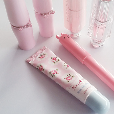 uyuro:i got some new lip products!!(l-r): rosemine vit. e lip balm, etude house dear my wish lips ta