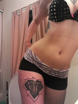 swingxlifexaway:  strangesami:  I am inlove with my tattoo. It is almost done.  dooopppeeeeee
